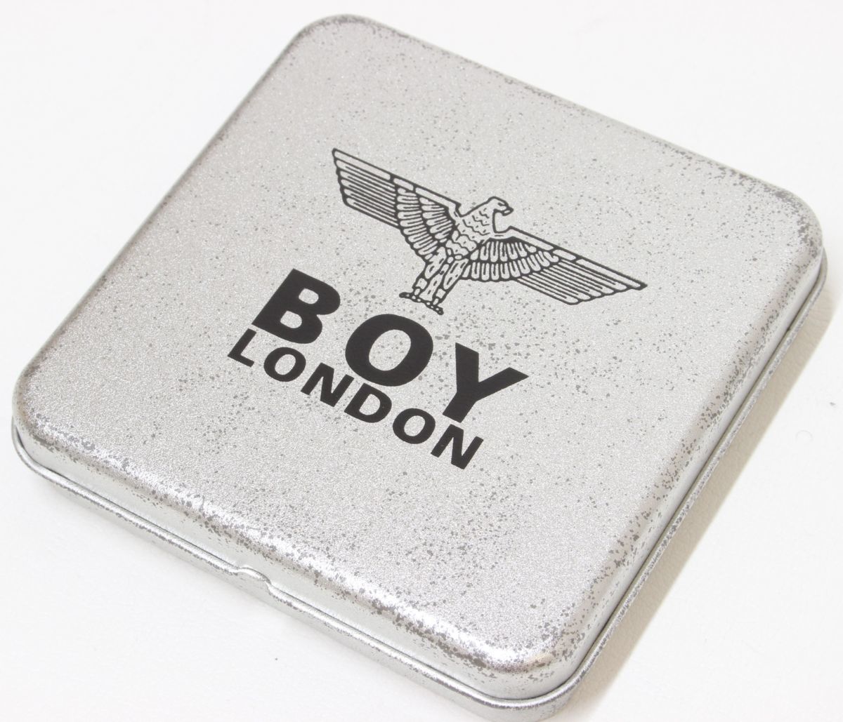 1S398 未使用品！レターパック￥520発送！ BOY LONDON ボーイ ロンドン オイルライター 【ニューポーン】_画像9