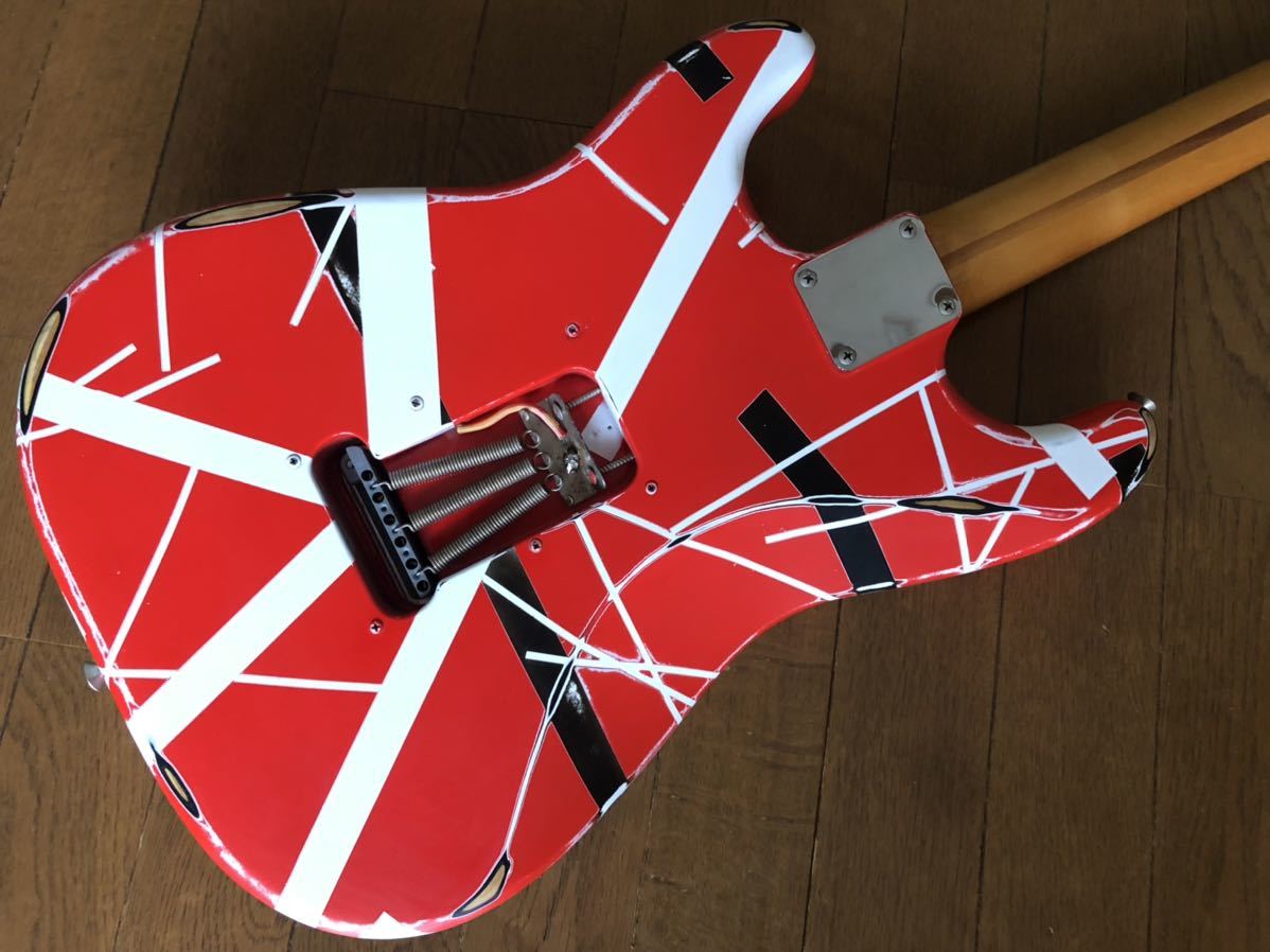 [GT]Fender Stratocaster ST62 ストラトキャスター BLK ベース EVH風カスタムペイント レリックラッカー塗装 Edward Van Halen!_画像8