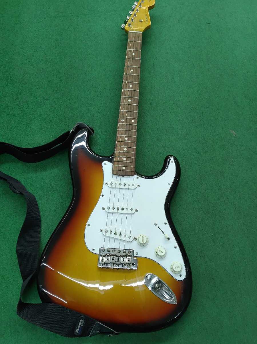 1000円スタート Fender Japan フェンダー ストラトキャスター