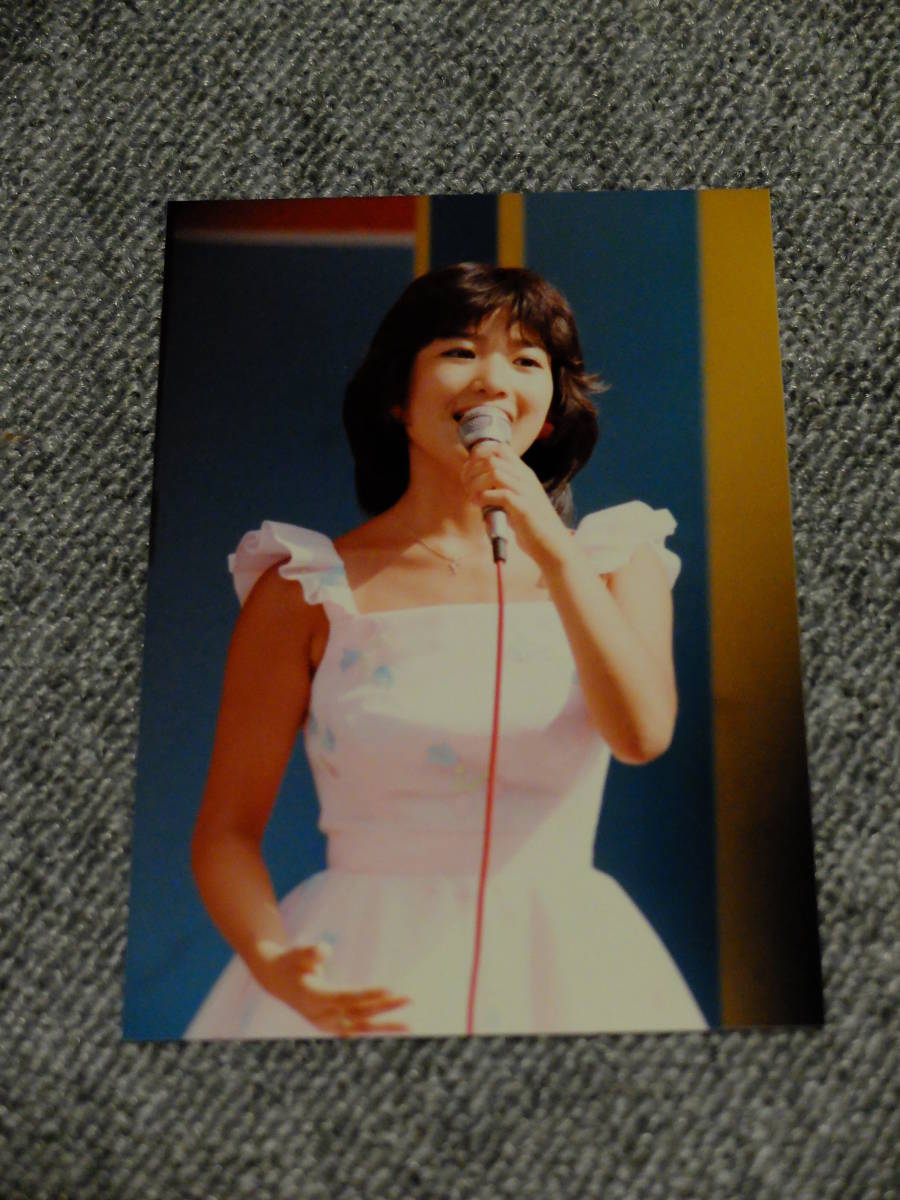 昭和アイドル 岡田有希子・生写真L版サイズ B www.sman50-jkt.sch.id