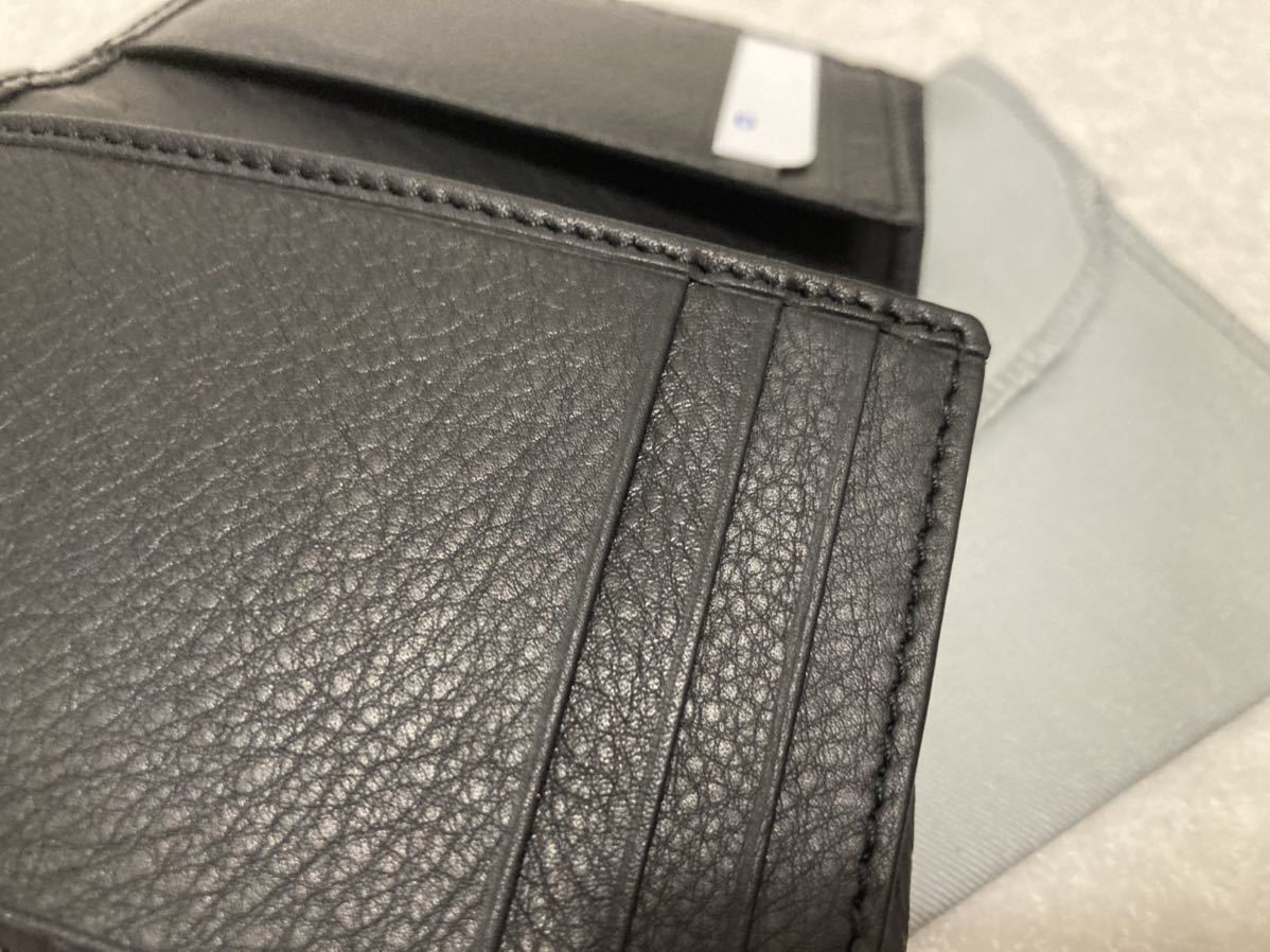 新品 ヴァッカーリ(伊) マットクロコダイル 2つ折りコンパクト財布