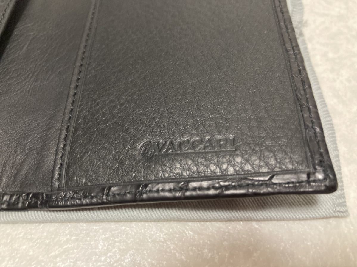 新品 ヴァッカーリ(伊) マットクロコダイル 2つ折りコンパクト財布