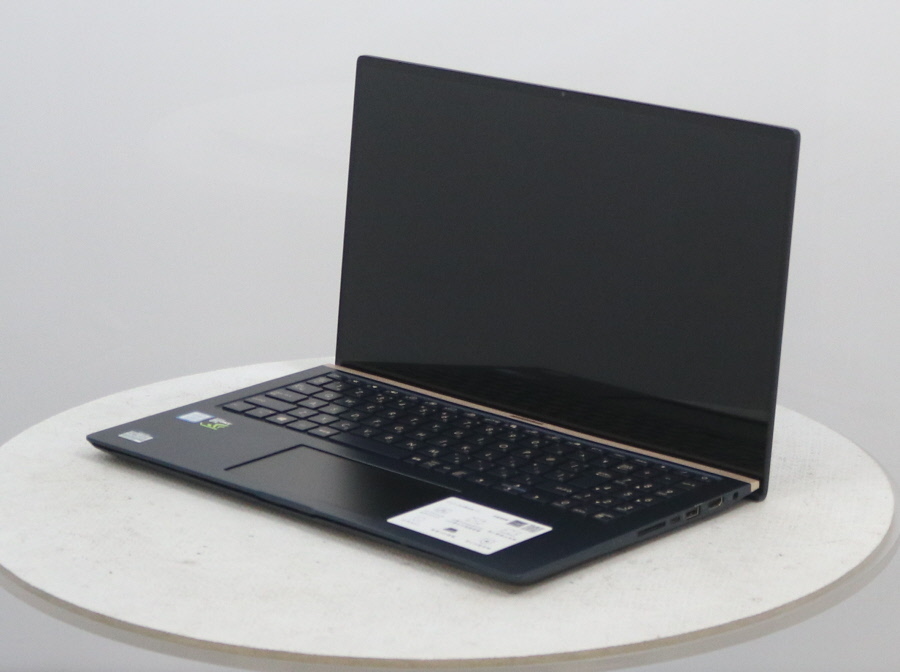 ASUS UX534F ZenBook Core i7 8565U 1.80GHz■現状品