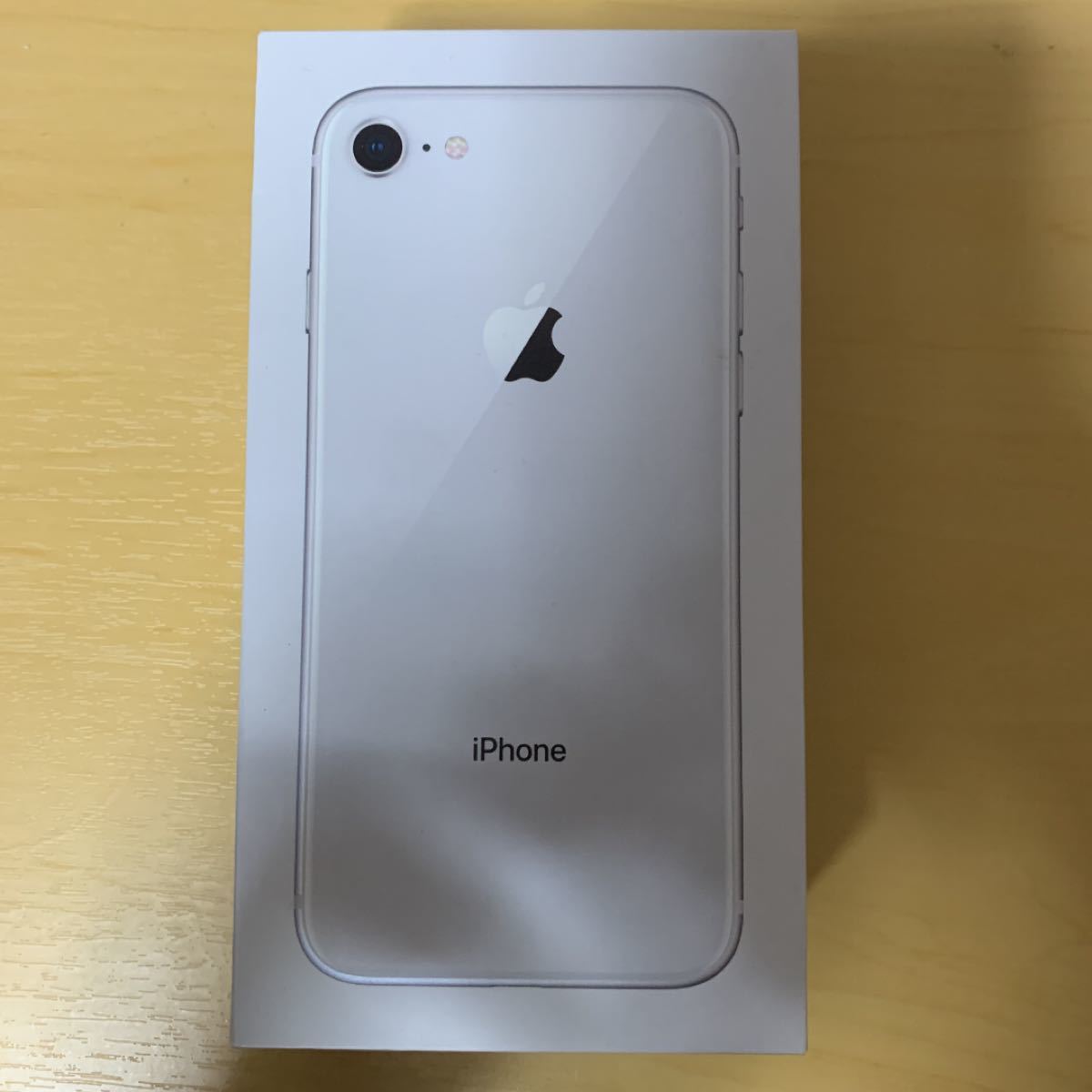 iPhone Silver 64 GB 箱のみ