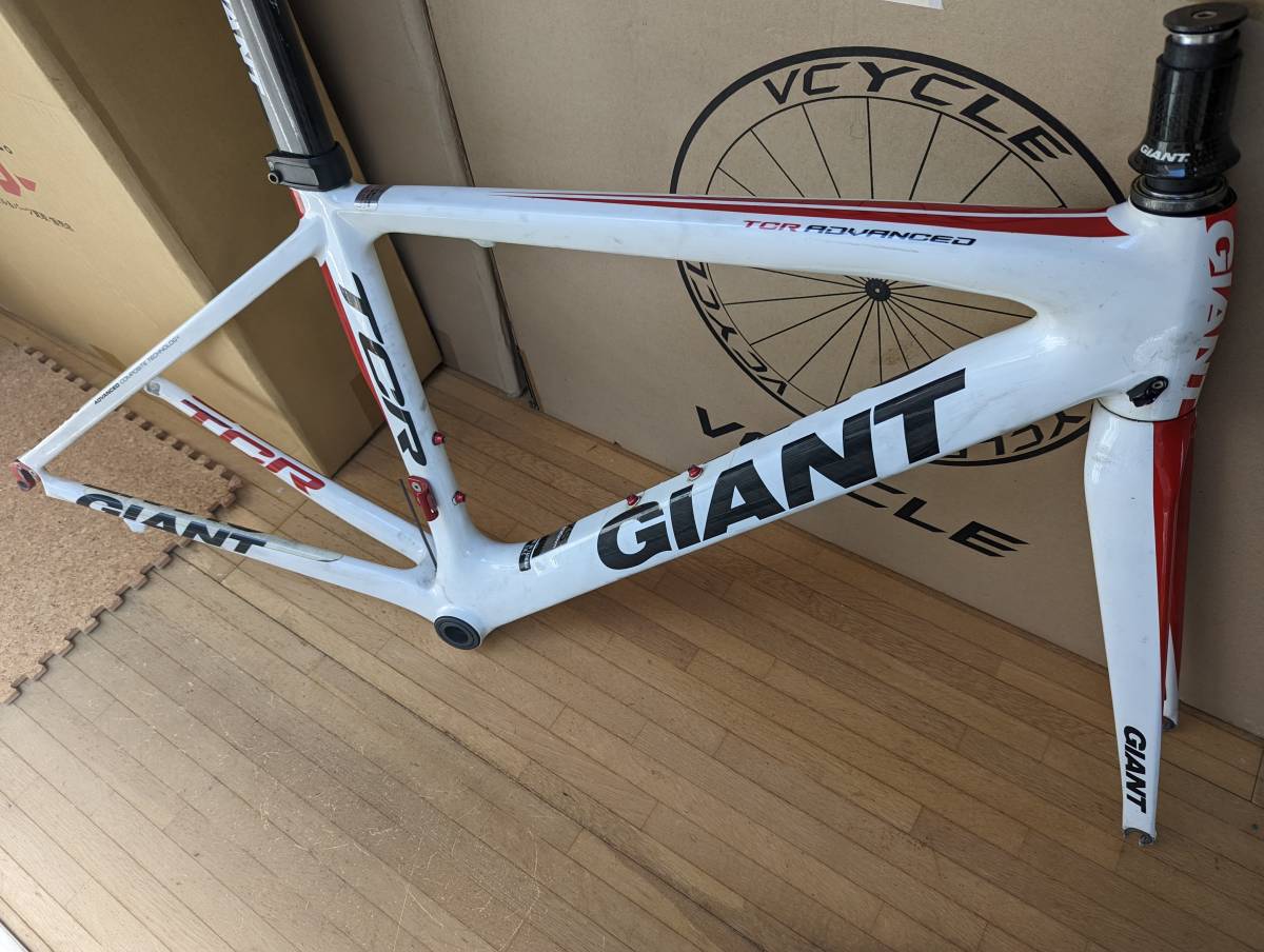 GIANT ジャイアント TCR ADVANCED SE カーボン 軽量 エアロ 小 GIANT ジャイアント TCR ADVANCED SE カーボン 軽量 エアロ 小