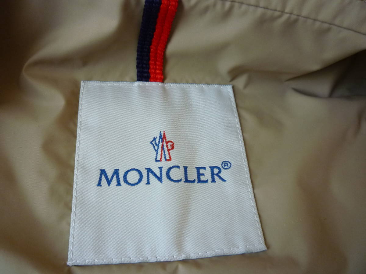 モンクレールMONCLER スプリングコート スペインで購入 長さ84ｃｍ身幅