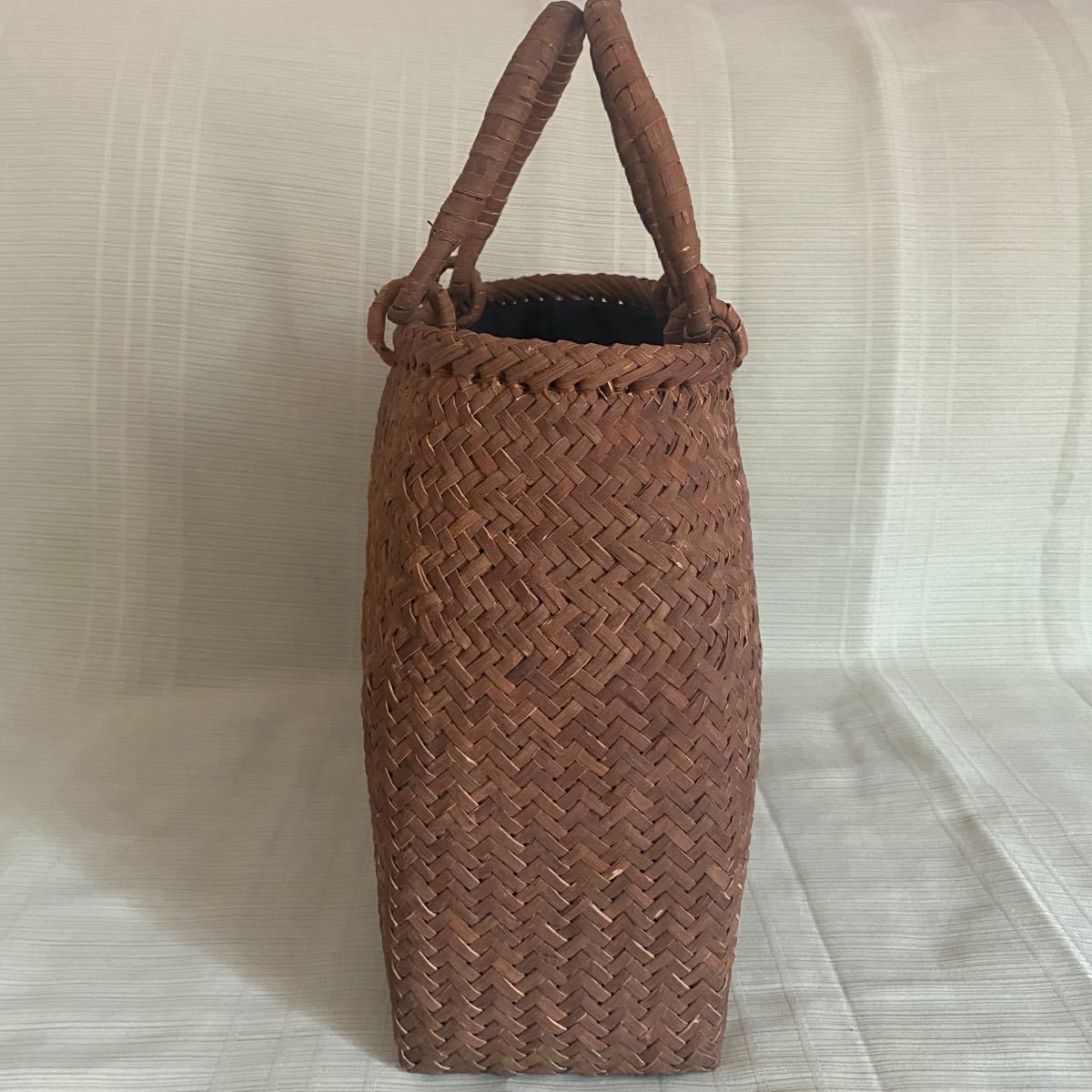 新入荷 未使用品 長野産3ミリ蔓 職人手編み サイズL 網代編み 山葡萄