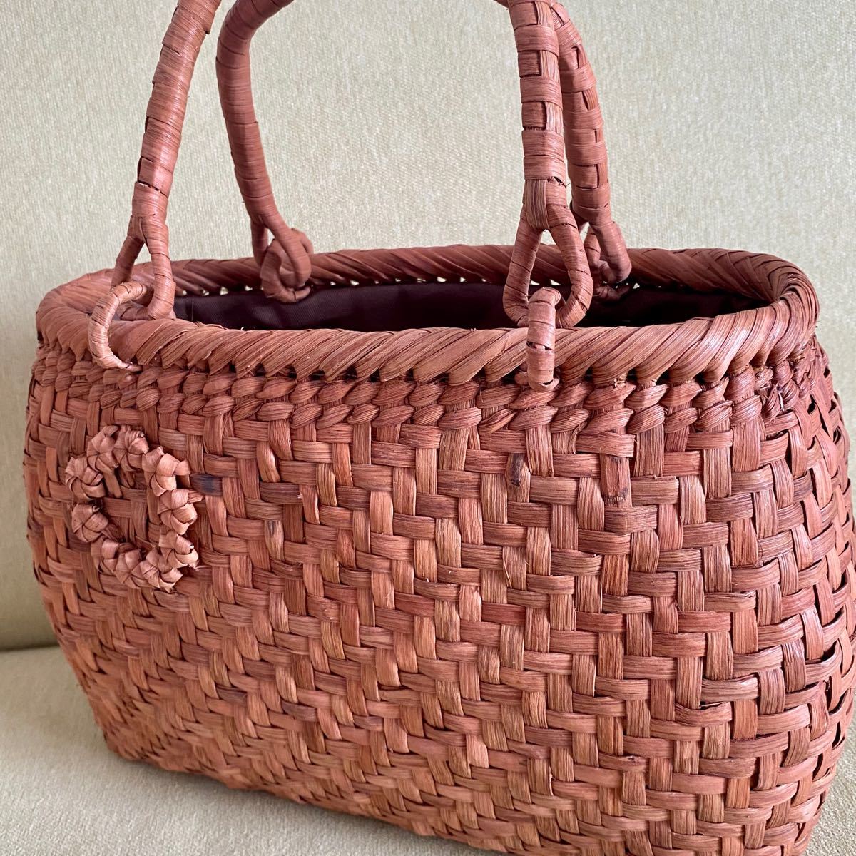 新入荷 未使用品 長野産 職人手編み 網代編み花リング 山葡萄籠バッグ