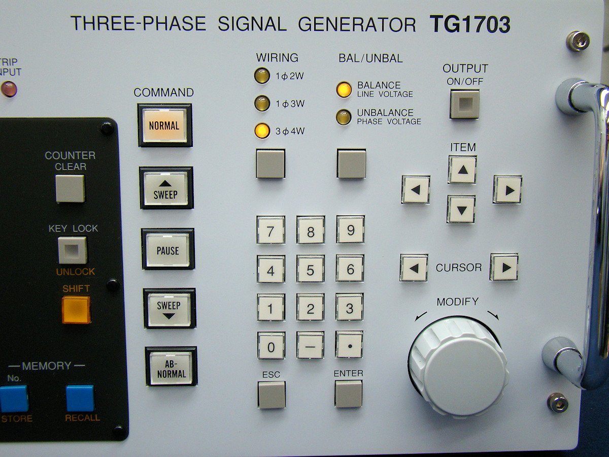 NF TG1703 三相信号発生器 TG-1703 NF/エヌエフ回路設計ブロック NF TG1703 三相信号発生器 TG-1703 NF/エヌエフ回路設計ブロック