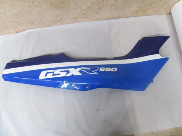 [BST]a* Suzuki GSXR250 GJ72A оригинальный правый боковой обтекатель *