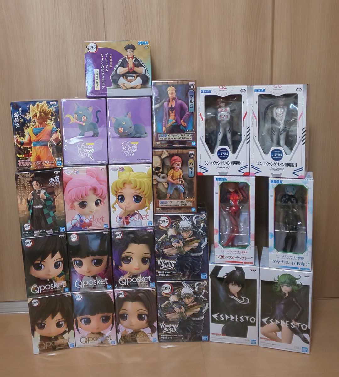 ☆プライズフィギュアセット☆【新品未開封】 ワンピース 鬼滅の刃