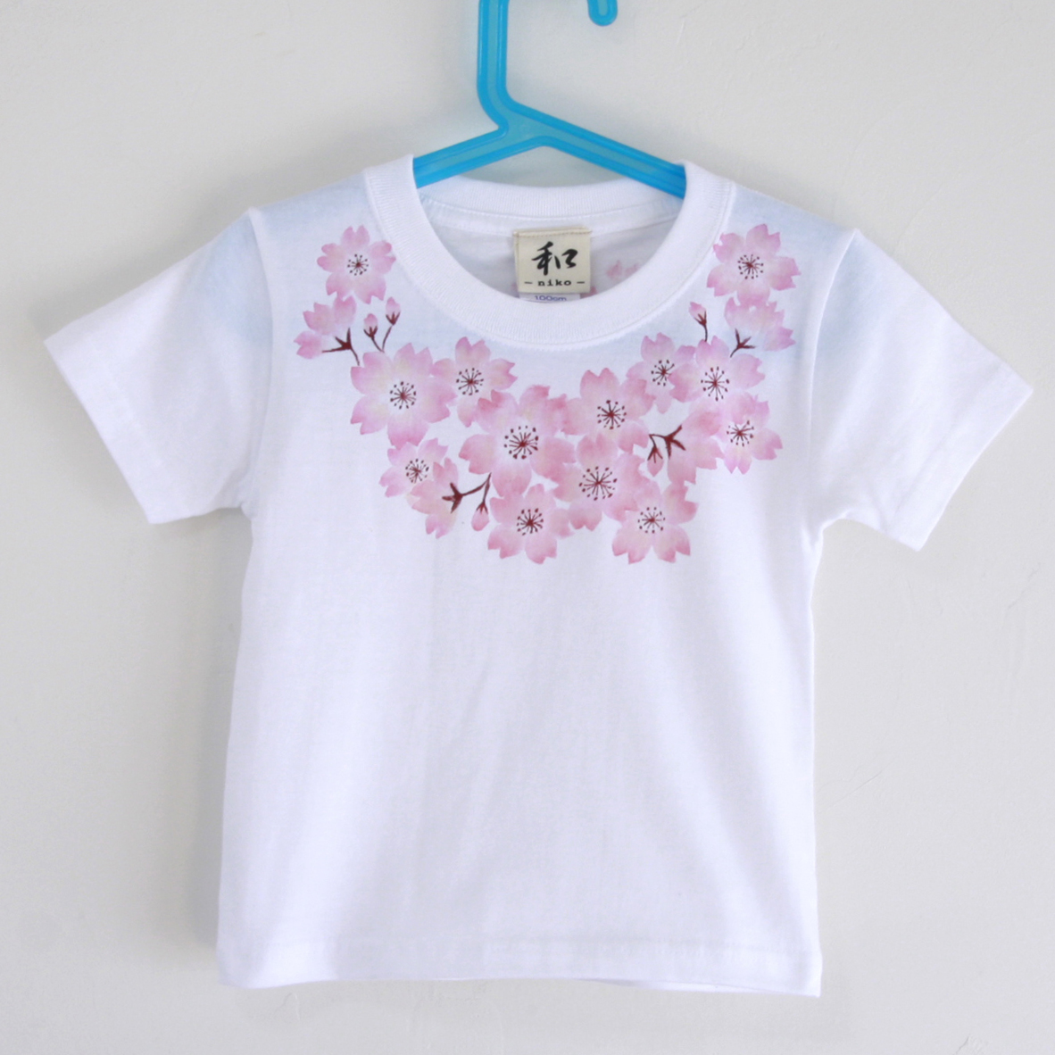  child clothes Kids T-shirt 130 size white corsage Sakura pattern T-shirt hand made hand .. T-shirt peace pattern spring present 