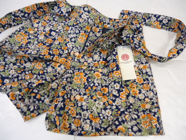 [KCM]sta-193* unused goods *[VIVAYOU/ Vivayou LIMITED EDITION] lady's floral print culotte short pants navy series size S