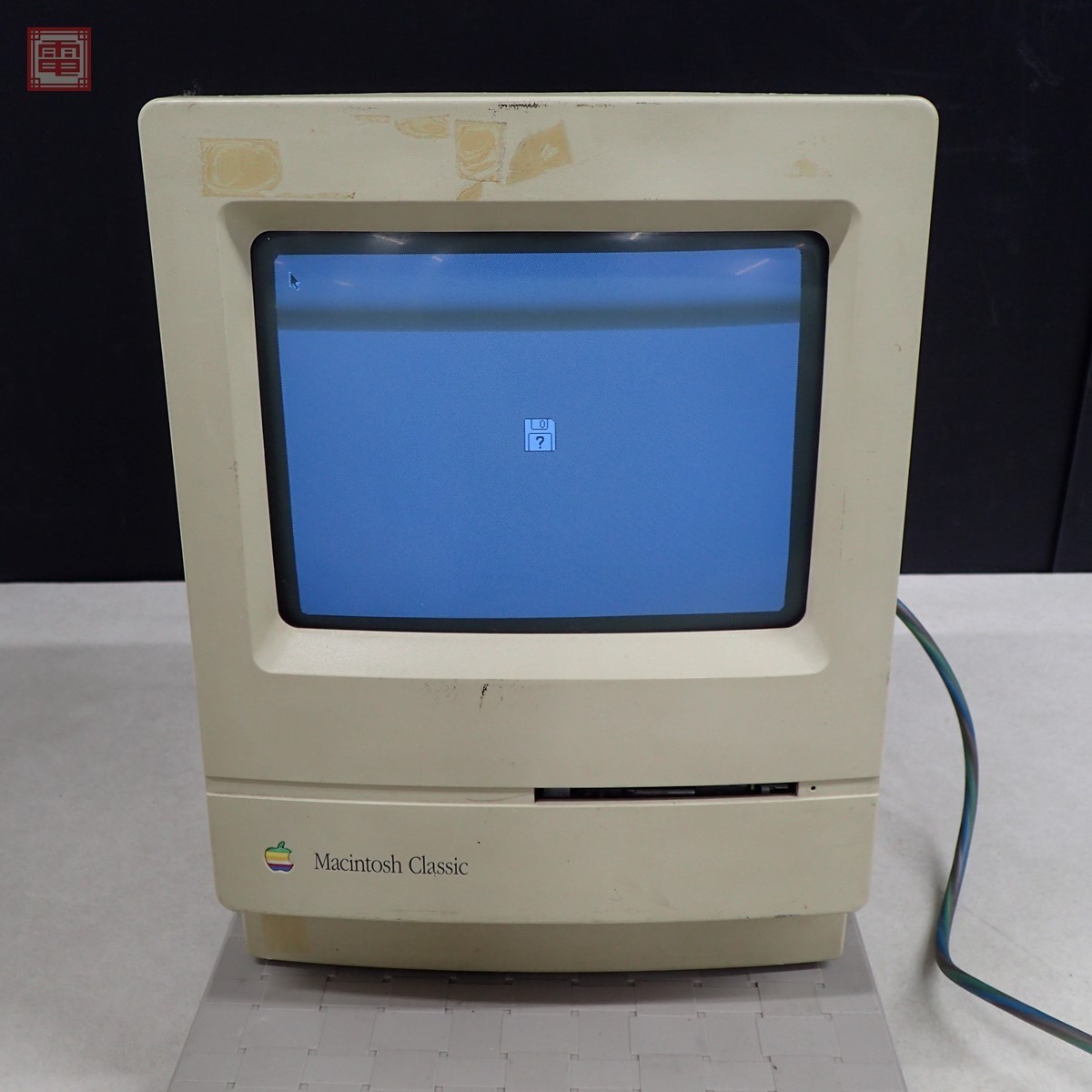 Apple Macintosh Classic M0420 本体 アップル マッキントッシュ 通電のみ確認 ジャンク パーツ取りにどうぞ その2【40_画像1