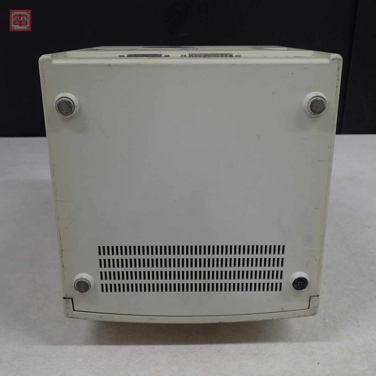 Apple Macintosh Classic M0420 本体 アップル マッキントッシュ 通電のみ確認 ジャンク パーツ取りにどうぞ その2【40_画像6