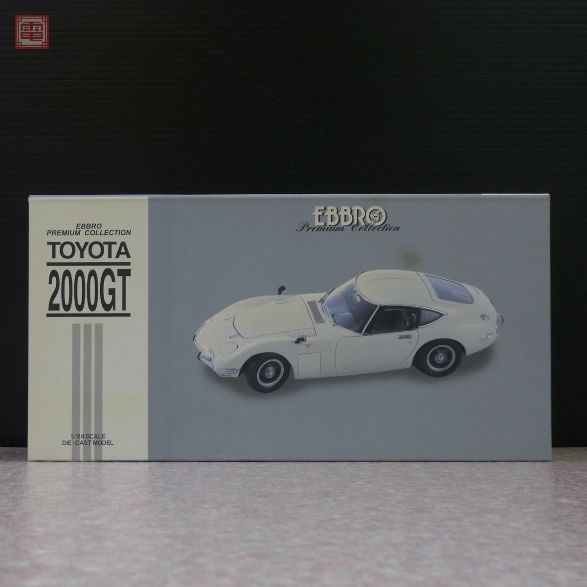 エブロ 1/24 トヨタ 2000GT ホワイト プレミアムコレクション EBBRO