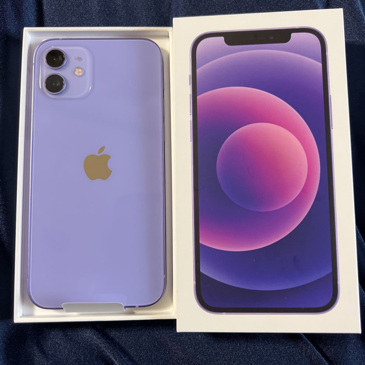 新品未使用 iPhone12 64GBパープル au版simロック解除済 一括購入品