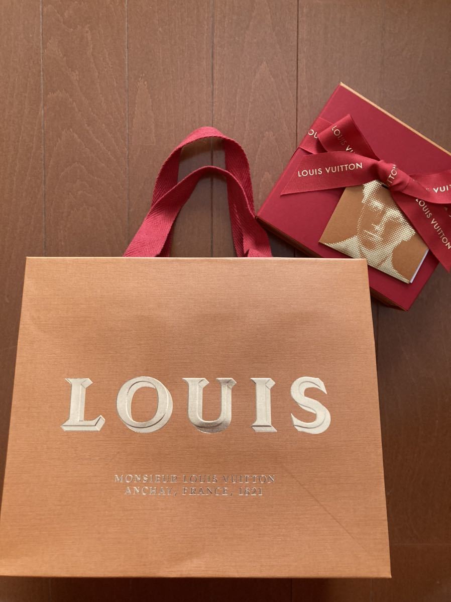 色々な LOUISVUITTON【箱、紙袋、保存袋付き】2つ折り財布ブラウン無地 ...