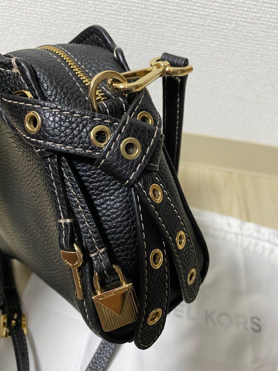 ☆安心の定価販売☆】 MICHAEL KORS❤︎PARKミディアムメッセンジャー