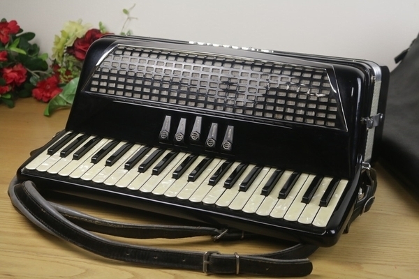 エキセルシャー EXCELSIOR】アコーディオン(mod 400/S)楽器 現状品