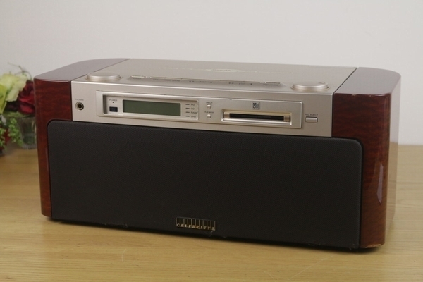 ジャンク MDCD NEW STEREO MD-7000 ついに入荷
