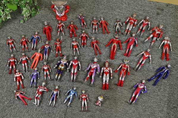 バンダイ ウルトラマン ソフビ人形４０点セット