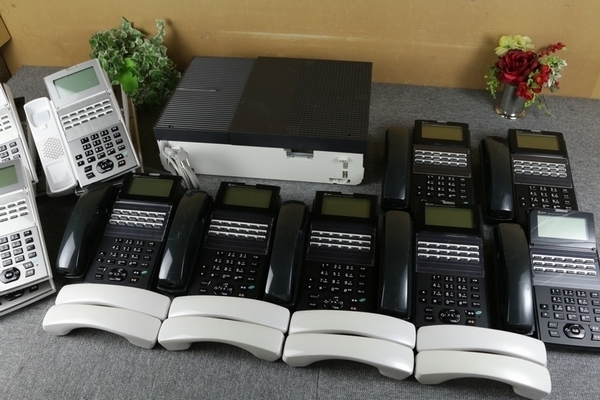 現状!!13年製 NTT αNX2 ビジネスフォン１６点セット 電話機 主装置