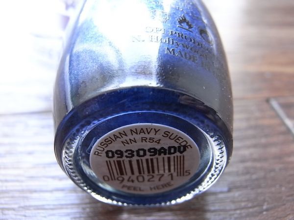 廃盤レア● 特別限定● OPI ●NN R54　　Russian Navy　　　　●スエード コレクション　新品　匿名発送_画像2