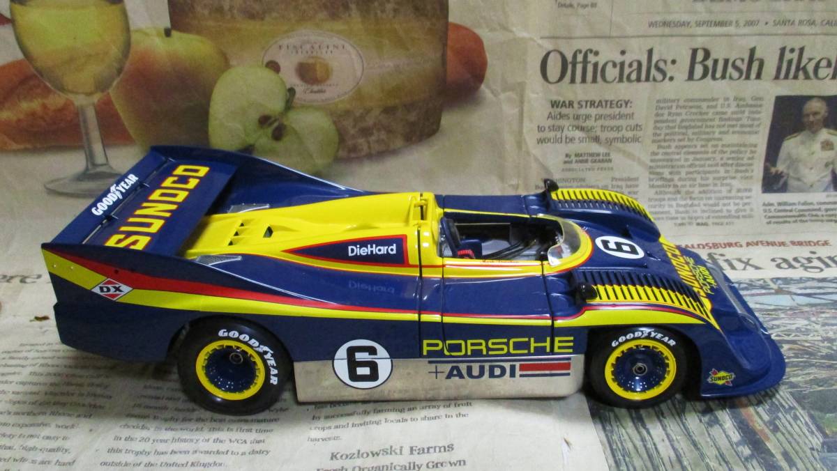 ☆激レア絶版*EXOTO*1/18*Porsche 917/30 #6 1973 Road America Can-Am