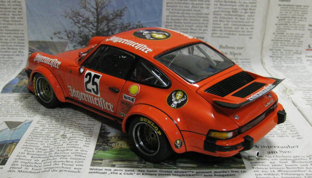 ★激レア絶版★EXOTO*1/18*1976 Porsche 934 RSR #25 Jagermeister*ポルシェ_画像2