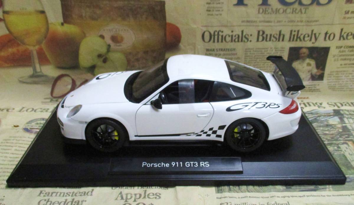 ☆レア絶版*Norev*1/18*2010 Porsche 911 GT3 RS ホワイト*ポルシェ_画像5