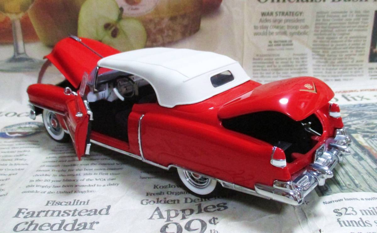 ★激レア絶版*フランクリンミント*1/24*1953 Cadillac Eldorado Convertible レッド_画像2