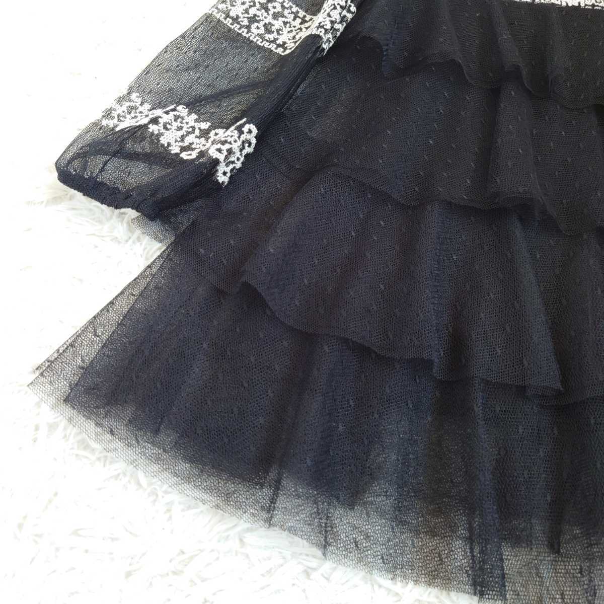 美品 RED VALENTINO レッドヴァレンティノ チュールレース 美品 RED VALENTINO レッドヴァレンティノ チュールレース