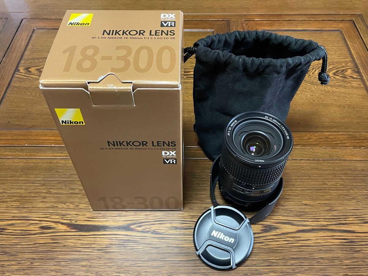 Nikon AF-S DX 18-300F 3.5-5.6G ED VR