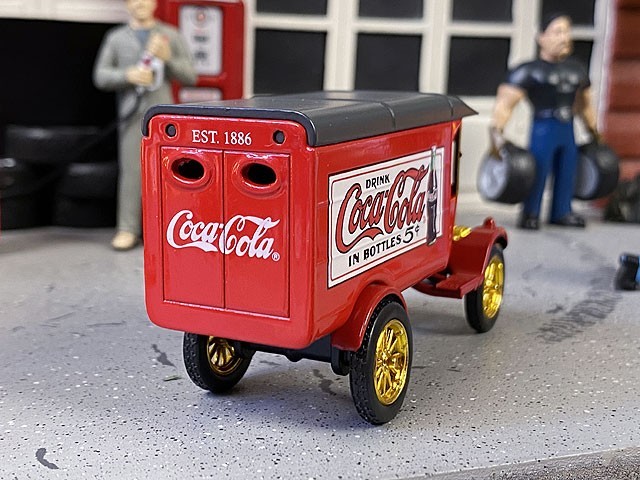 コカ・コーラ　1926年フォード　モデルTTデリバリーバンのダイキャストミニカー　1/43スケール ■ アメリカン雑貨 アメリカ雑貨_画像6