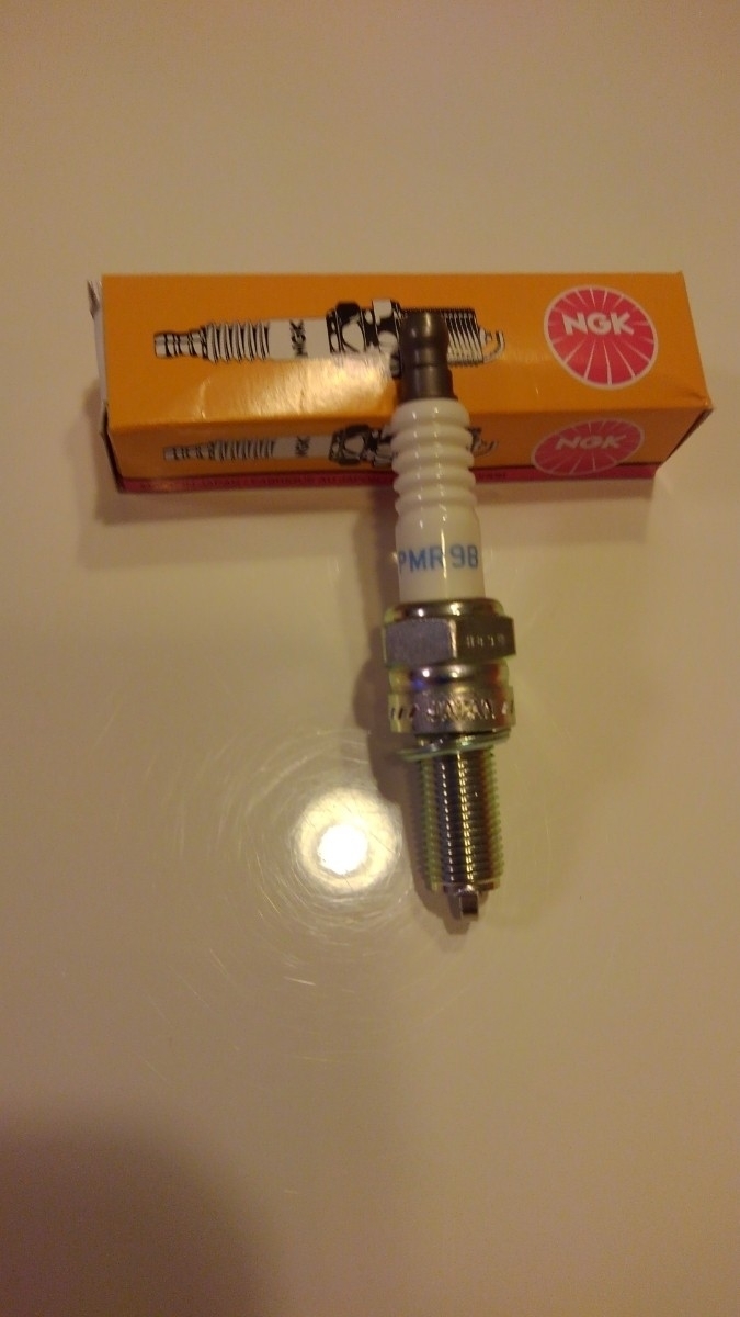 NGKプラグ PMR9B 1687 新品4本セット 在庫アリ カワサキ ウルトラ250