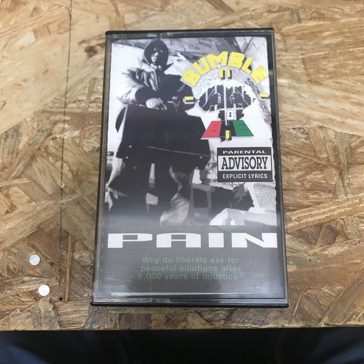 シHIPHOP,R&B BUMBLE B.H.E. - PAIN アルバム,RARE,入手困難 TAPE 中古品の画像1