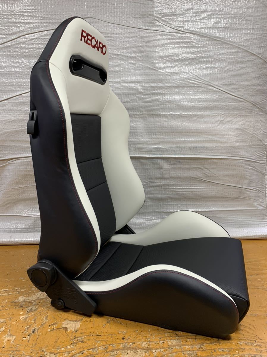 1.2.レカロ RECARO 2脚セット SR-3 黒×白フェイクレザー張り替え