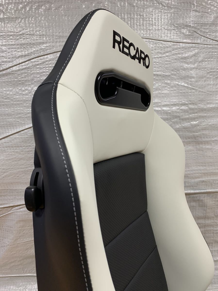 19.20.レカロ RECARO 2脚セット SR-3 黒×白フェイクレザー張り替え