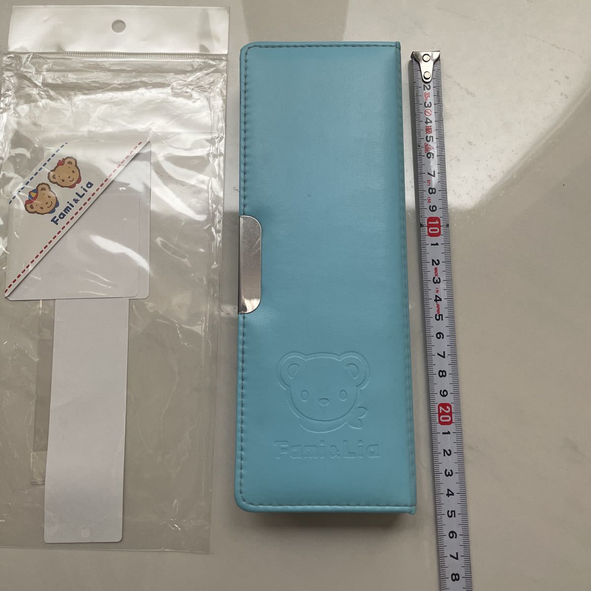 ファミリア 筆箱 ペンケース レア familiar 水色 新学期準備にも 廃盤