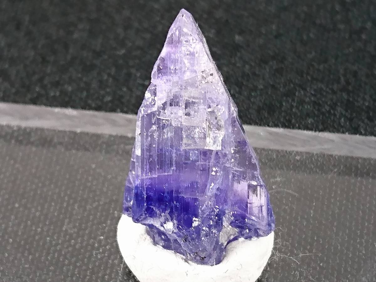 タンザナイト/ゾイサイト Tanzanite 灰簾石 タンザニア 原石 天然石