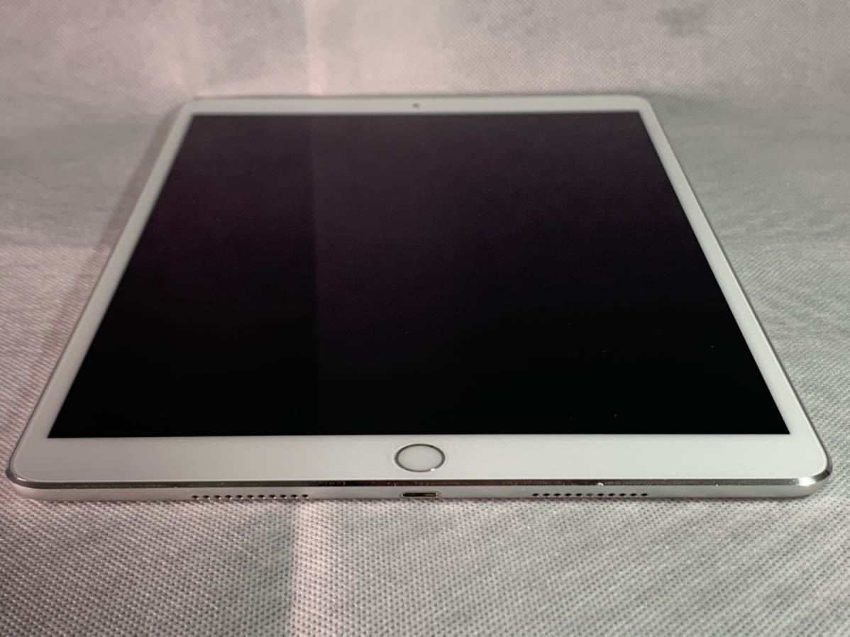 Apple iPad Pro 10.5インチ Wi-Fiモデル 256GB MPF02J/A シルバー