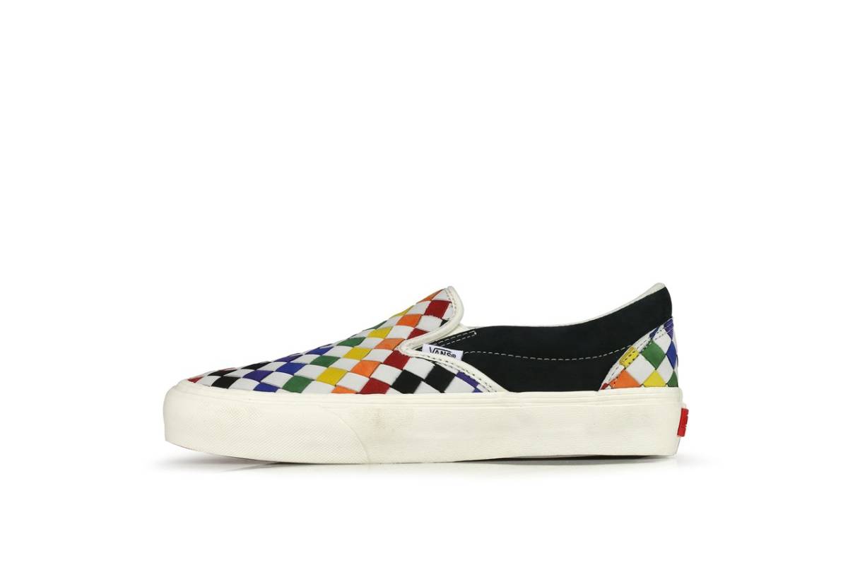 [※期間限定値下げ!]【新品・即決】VANS Pride Classic VLT LX 27.0cm マルチカラーバンズスリッポンスニーカーシューズ