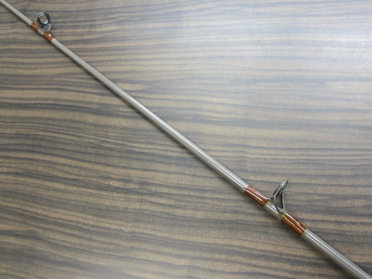 USED ザウルス バッシンシャフト トップウォータープラッギン56 BC56-2