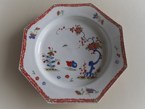 18世紀英国Bow窯　柿右衛門様式．　鶉紋深皿　18th century English Bow Kakiemon Two quail octagonal plate rare original_画像1