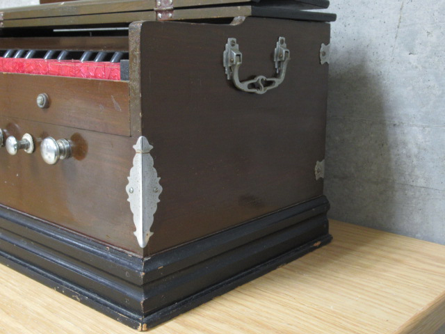 ハーモニウム ハルモニウム Harmonium 赤 39鍵盤 鍵盤楽器 インド楽器