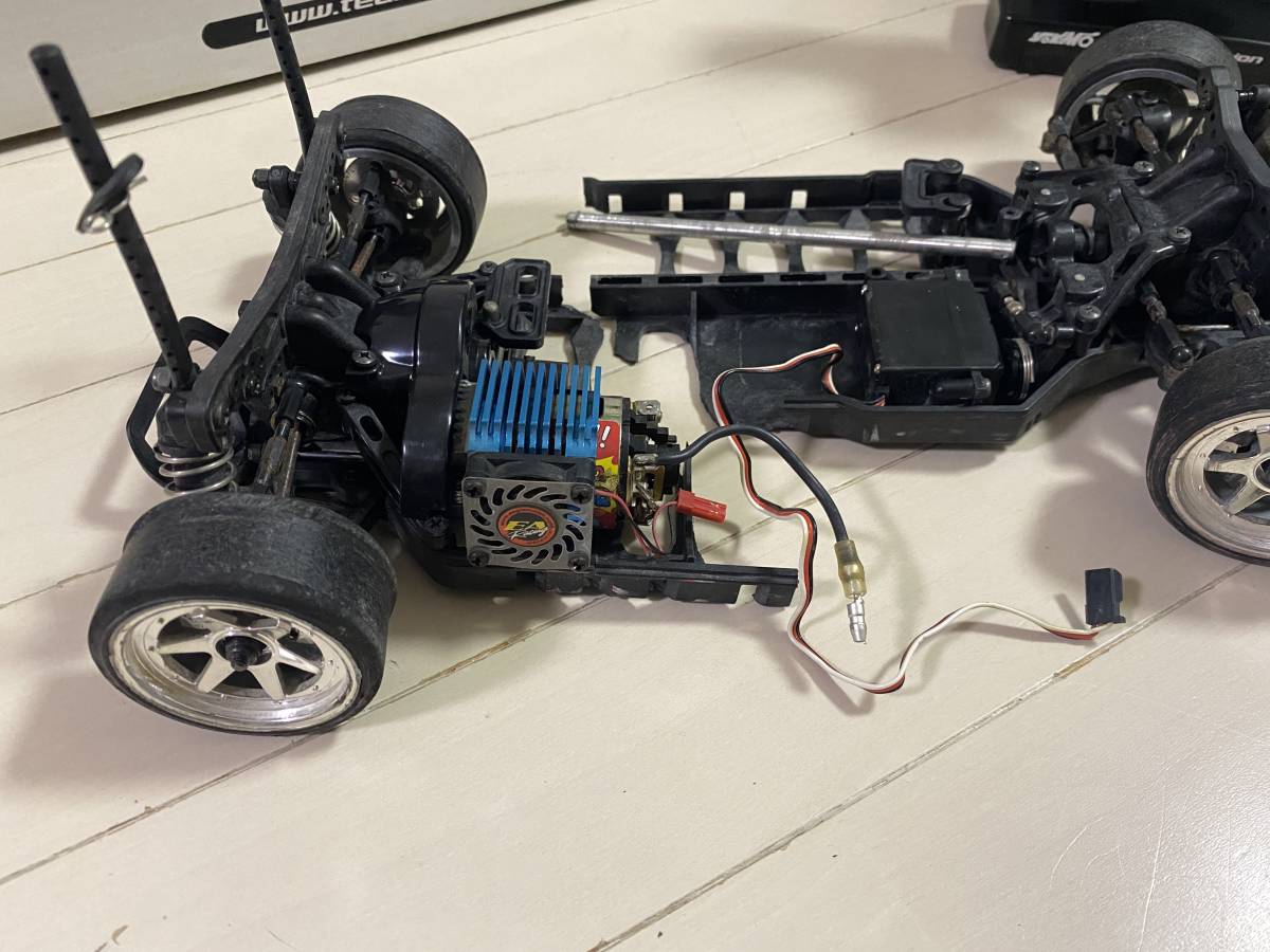 ヨコモ ドリフトパッケージ(ドリパケ) フルセット 「AE86 レビン ヨコモ ドリフトパッケージ(ドリパケ) フルセット 「AE86 レビン