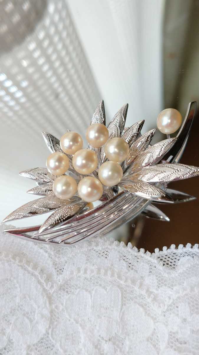 艶々本真珠たっぷりの帯留め、和装着物 帯飾り パールブローチ silver_画像3