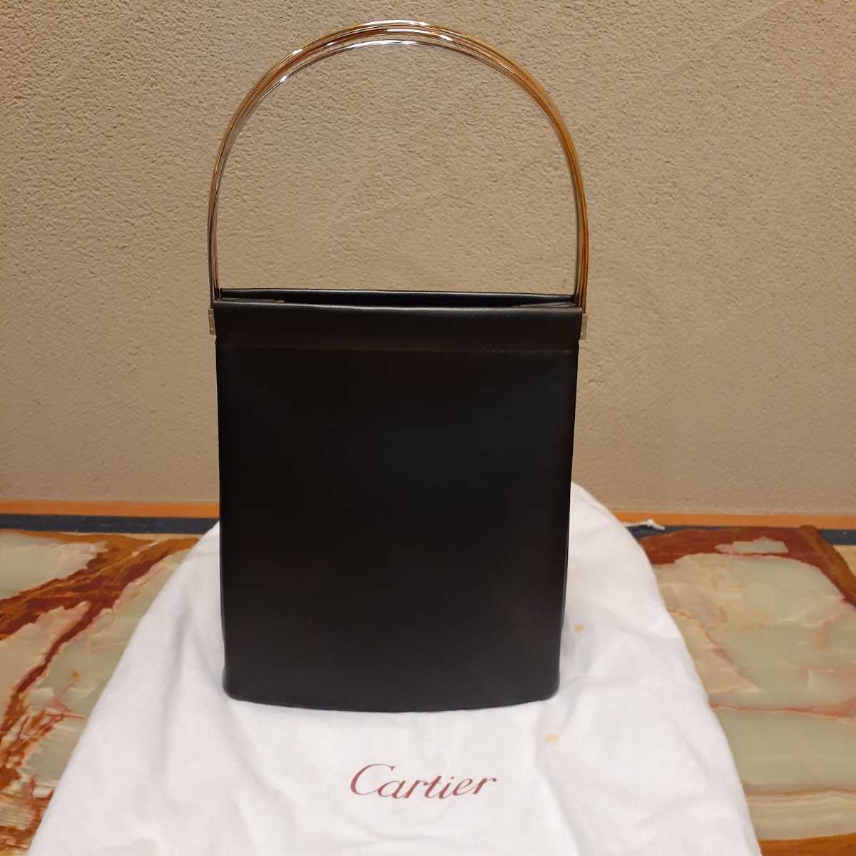 Cartier トリニティ ハンドバッグ 黒 横幅約20.5cm 縦約25cm ハンドル合わせた高さ約 38cm まち約9cm_画像2