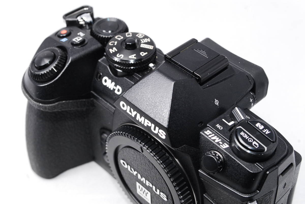 ◆極上美品◆ オリンパス OLYMPUS OM-D E-M1 Mark II ミラーレス一眼 ブラック ★動作確認済み★ シャッター回数7851回!